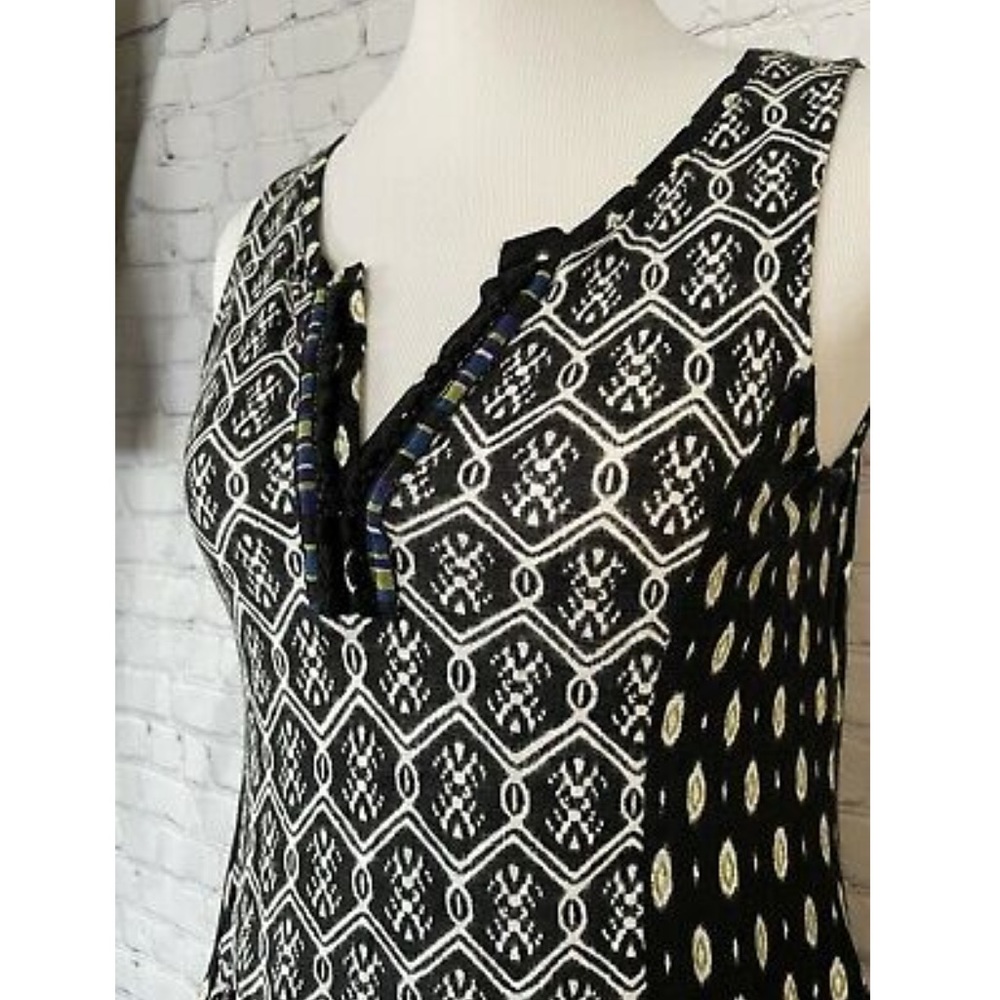 Anthropologie/Akemi + Kin - Black Sleeveless Geometric Tank Top